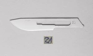  XS370166 ProSafe steril acél pedikűr késpenge #21 100db szike