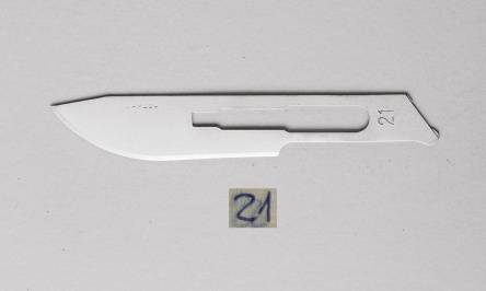 XS370166 ProSafe steril acél pedikűr késpenge #21 100db szike 0