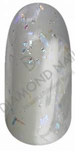 Diamond Nails DN109 - Zúzott Gyöngykagyló Géllakk 7ml